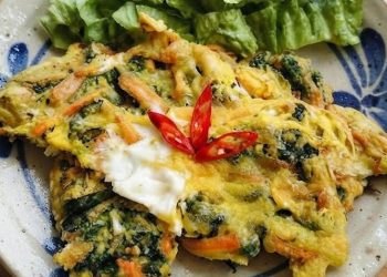 Resep Bakwan Selada Telur Renyah dan Gurih Sebagai Alternatif Camilan Lezat